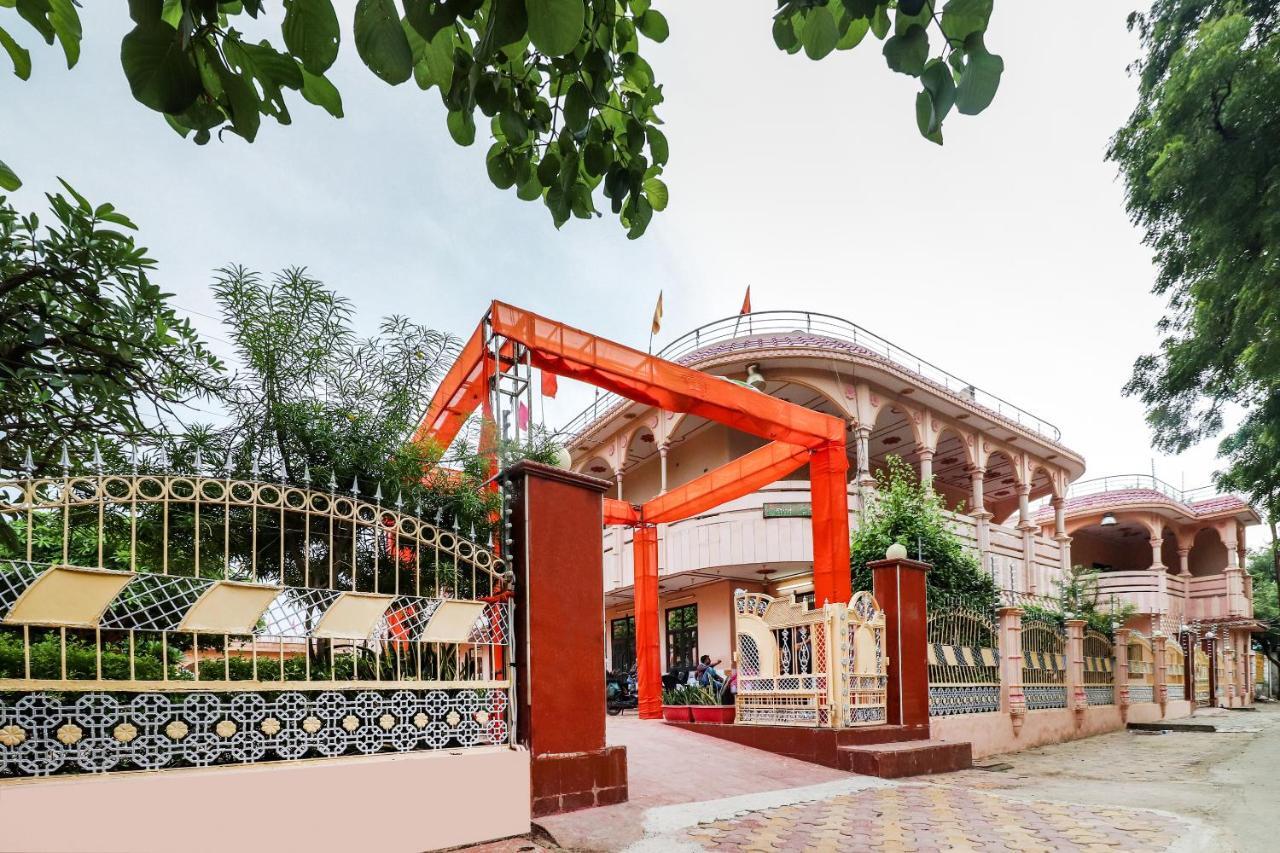 Spot On 60838 Shri Giriraj Dham Govardhan Exterior foto