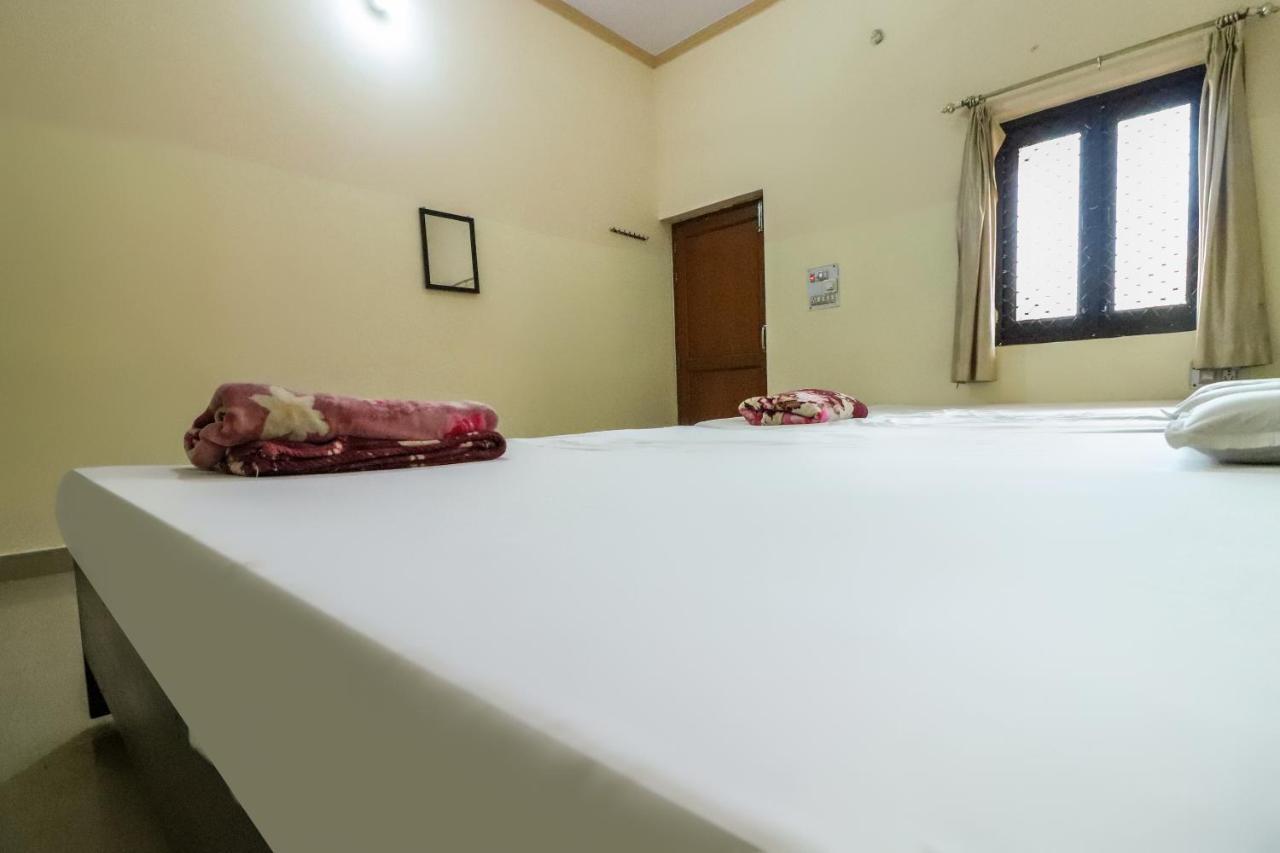 Spot On 60838 Shri Giriraj Dham Govardhan Exterior foto